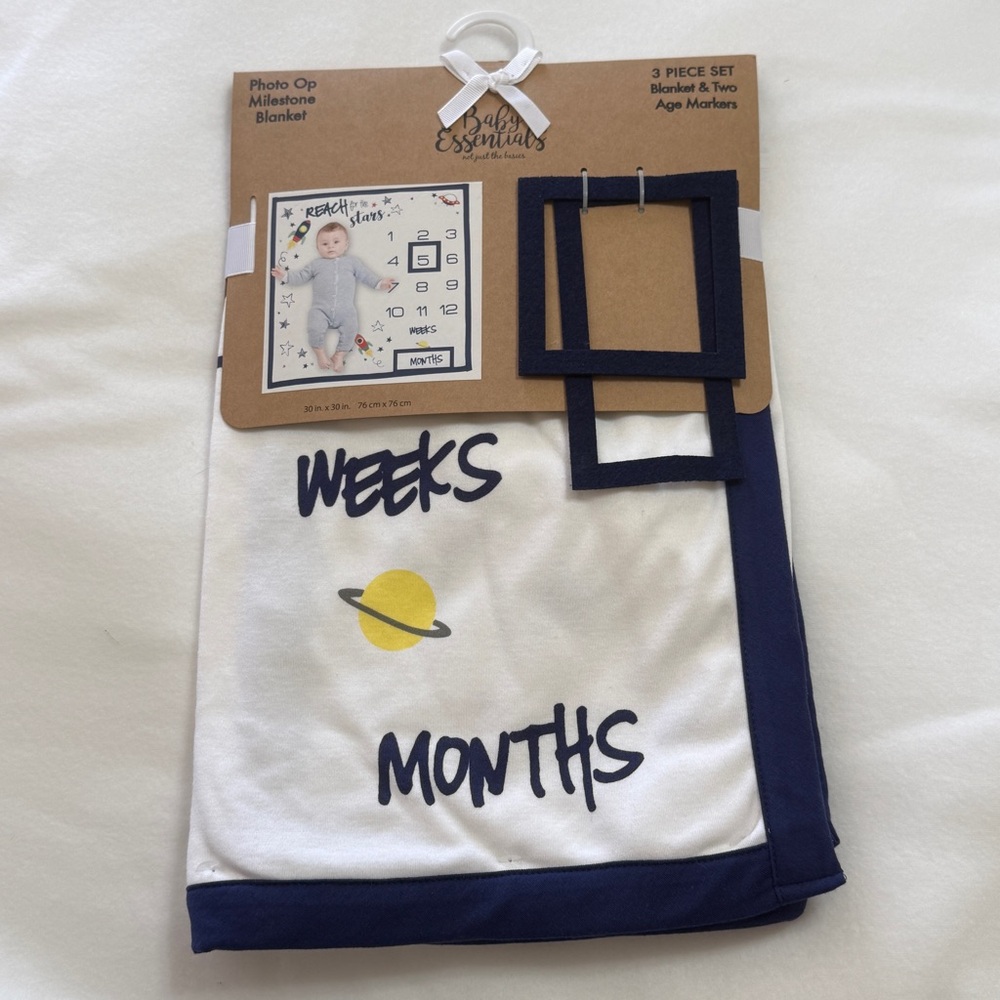 Baby Essentials Photo Op Milestone Blanket